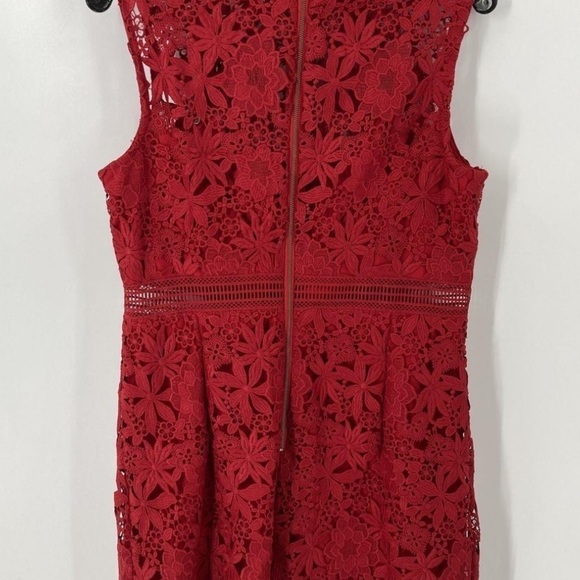 Bardot Brand New with tags, Elegant Red Lace Dress - Picture 4 of 7